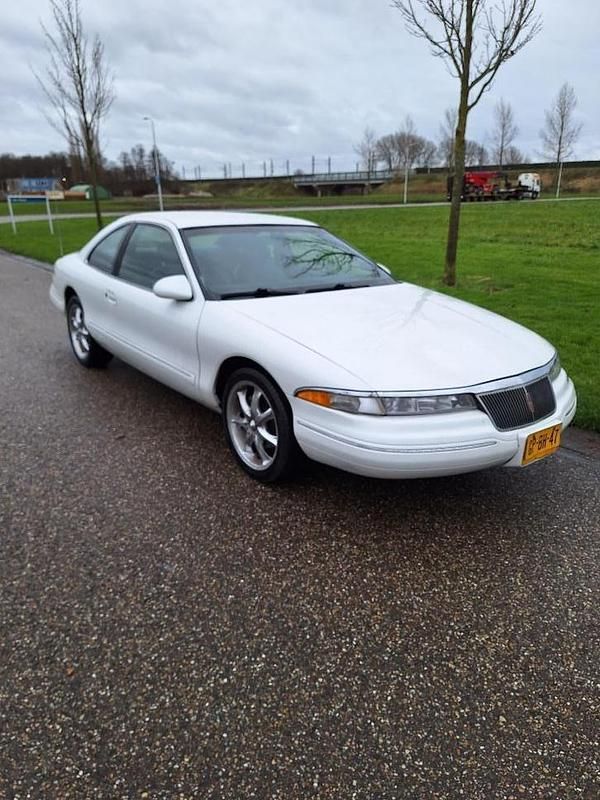 Gebruikt 1993 Lincoln Continental | € 7.500 - Afbeelding 1/4