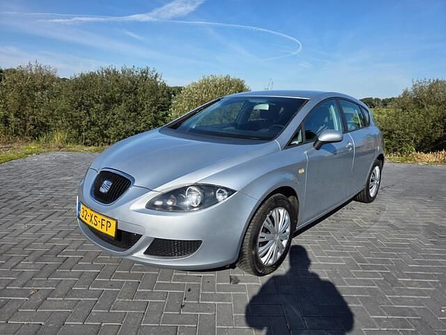 Occasion Seat Leon Reference 102 PK (75 kW) 2007 Grijs Hatchback