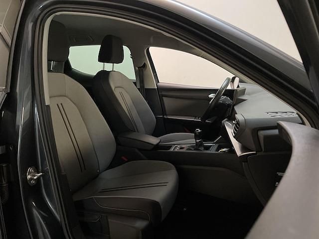 Occasion Seat Leon Business 2021 Grijs Hatchback