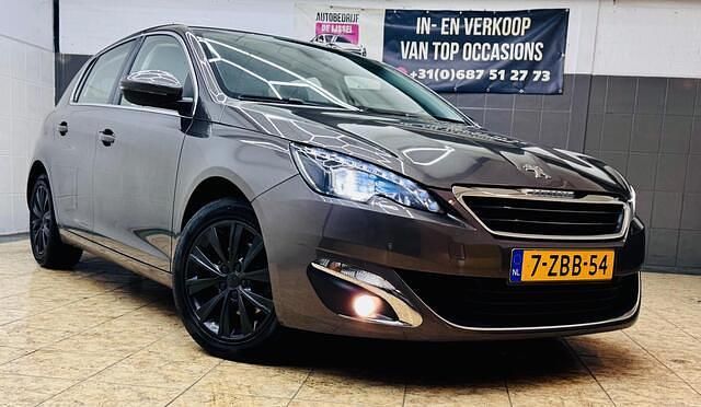 Grijs Gebruikt 2014 Peugeot 308 Allure Hatchback | € 7.950 (Eerlijke prijs) - Afbeelding 1/4