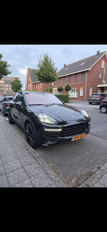 Zwart Gebruikt 2015 Porsche Cayenne SUV | € 45.950 (Goede deal) - Afbeelding 1/4