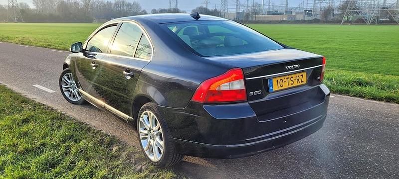 Occasion Volvo S80 Executive 238 PK (175 kW) 2007 Zwart (metallic) Sedan