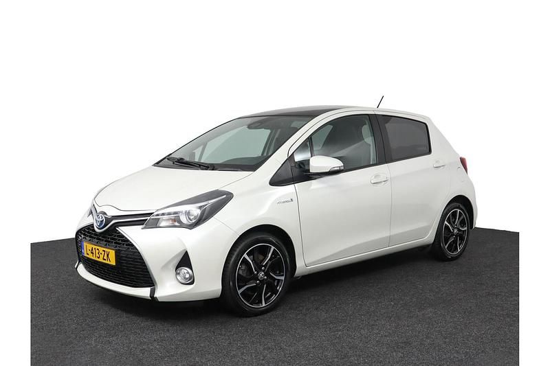 Gebruikt 2017 Toyota Yaris Hybrid Edition | € 12.450 - Afbeelding 1/1