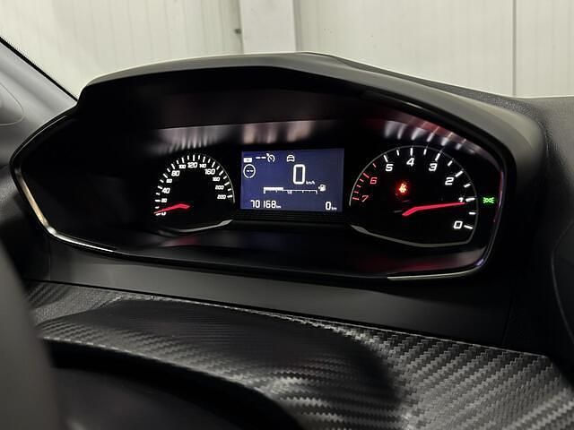 Occasion Peugeot 208 Active 75 PK (55 kW) 2023 Grijs (metallic) Hatchback