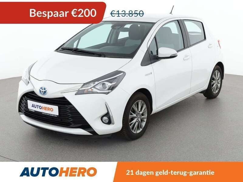Wit Gebruikt 2017 Toyota Yaris Hybrid Comfort Hatchback | € 13.549 (Goede deal) - Afbeelding 1/3