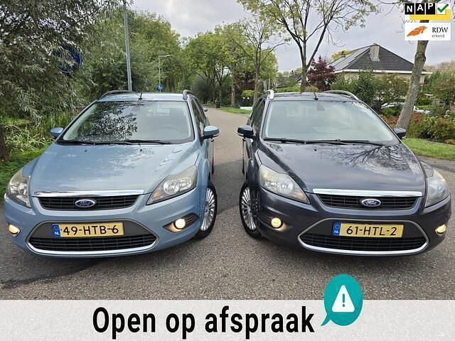 Grijs Gebruikt 2009 Ford Focus Titanium Stationwagen | € 1.850 (Goede deal) - Afbeelding 1/4