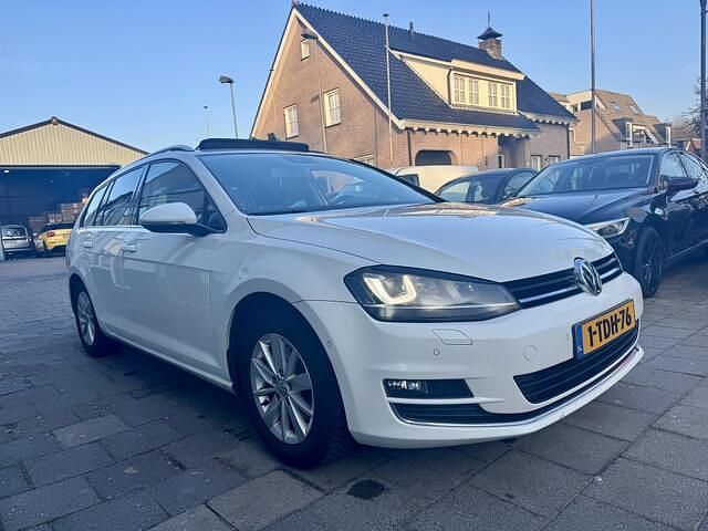 Occasion VW Golf VII Highline 110 PK (80 kW) 2014 Wit Stationwagen