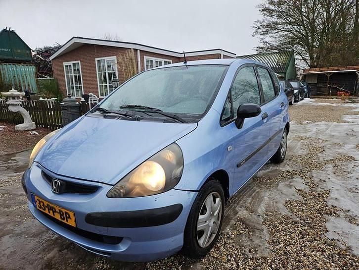 Blauw Gebruikt 2004 Honda Jazz S Hatchback | € 850 (Eerlijke prijs) - Afbeelding 1/4
