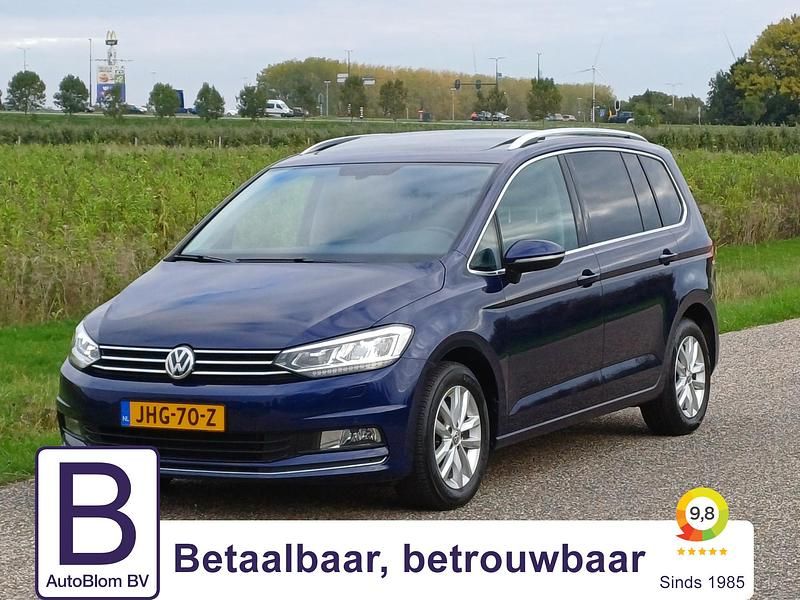 Blauw Gebruikt 2017 VW Touran Highline MPV | € 25.290 (Eerlijke prijs) - Afbeelding 1/4