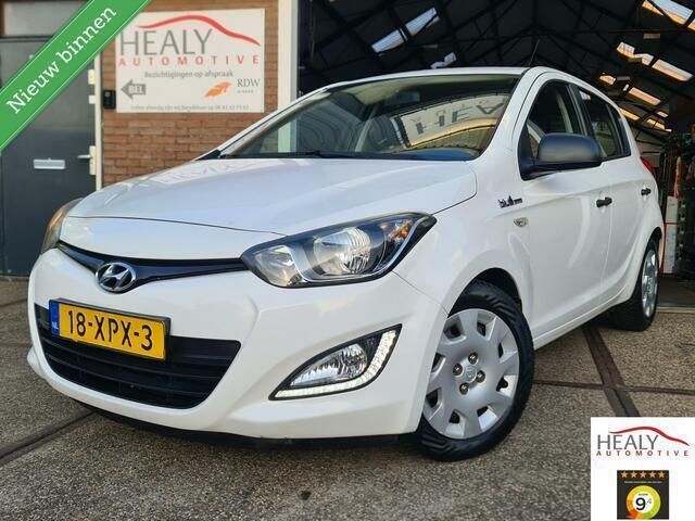 Wit Gebruikt 2012 Hyundai i20 Edition Hatchback | € 4.495 (Eerlijke prijs) - Afbeelding 1/4