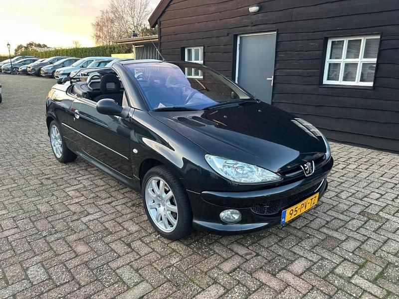 Occasion Peugeot 206 CC 136 PK (100 kW) 2005 Zwart (metallic) Cabriolet