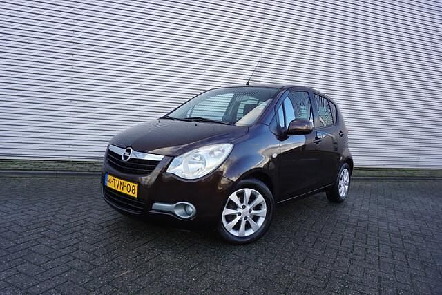 Hatchback Gebruikt 2014 Opel Agila Hatchback | € 5.750 (Eerlijke prijs) - Afbeelding 1/4