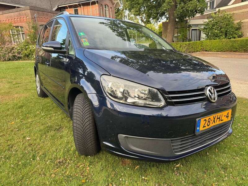 Blauw Gebruikt 2012 VW Touran Comfortline MPV | € 6.250 (Eerlijke prijs) - Afbeelding 1/4