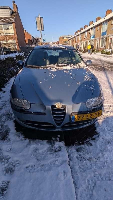 Gebruikt 2003 Alfa Romeo 147 Progression Hatchback | € 700 - Afbeelding 1/4