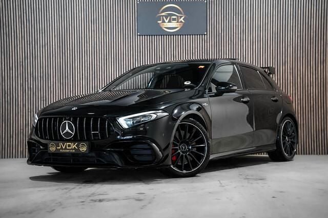 Zwart Gebruikt 2020 Mercedes A45 AMG Premium Plus Hatchback | € 44.900 (Eerlijke prijs) - Afbeelding 1/4