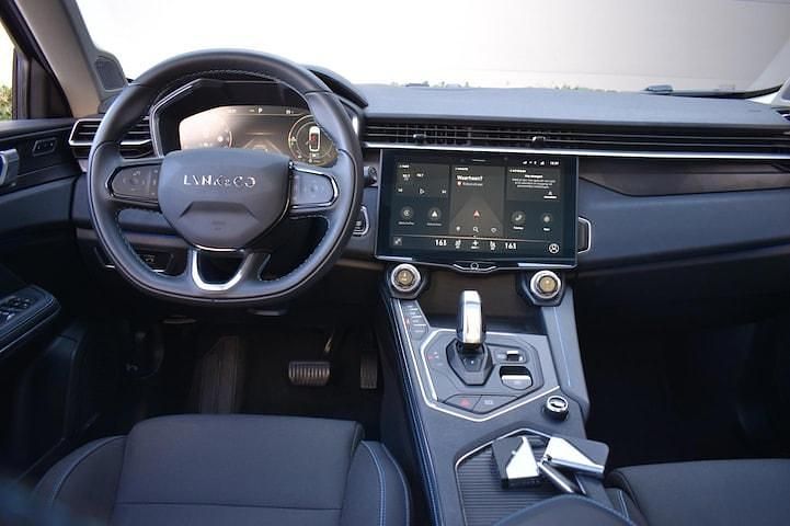 Occasion Lynk & Co 01 2023 Zwart (metallic) SUV