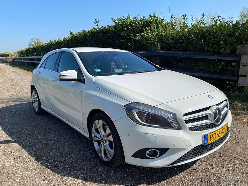 Wit Gebruikt 2014 Mercedes A180 Prestige Stationwagen | € 12.500 (Eerlijke prijs) - Afbeelding 1/4