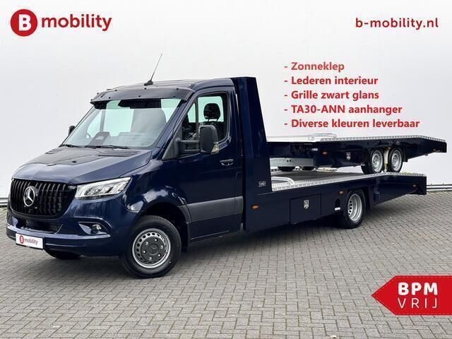 Blauw Occasion 2024 Mercedes Sprinter Van | € 104.950 - Afbeelding 1/4