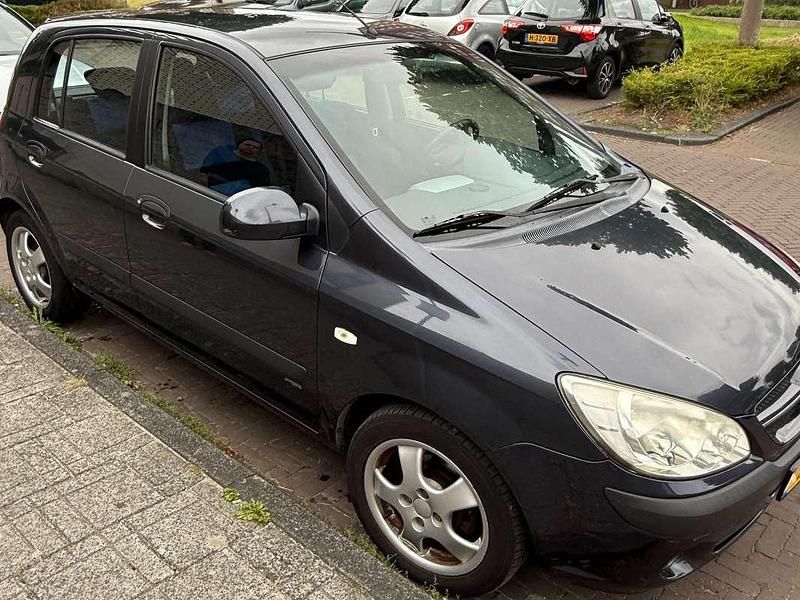 Grijs Gebruikt 2006 Hyundai Getz Edition Hatchback | € 2.250 (Eerlijke prijs) - Afbeelding 1/4
