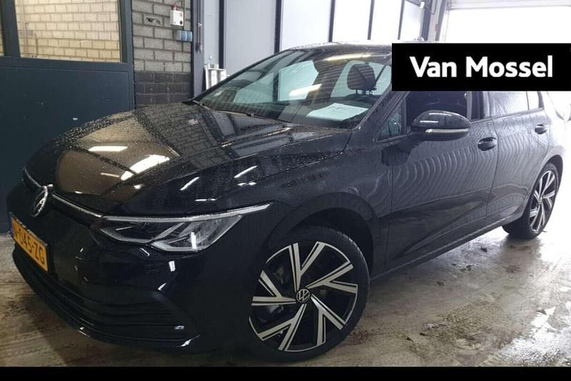 Zwart Occasion 2021 VW Golf VII Business Hatchback | € 22.900 (Eerlijke prijs) - Afbeelding 1/3