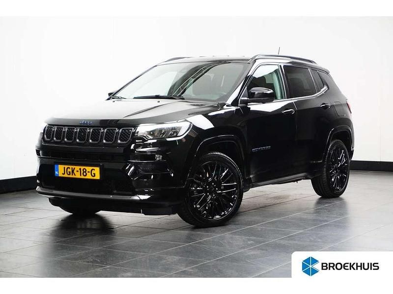 Zwart Gebruikt 2022 Jeep Compass Limited SUV | € 26.900 - Afbeelding 1/4