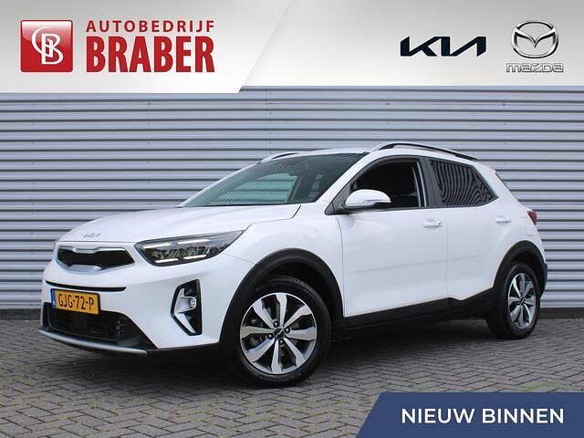 Wit Gebruikt 2024 Kia Stonic SUV | € 24.950 (Duur) - Afbeelding 1/4