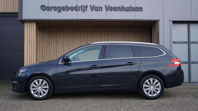 Occasion Peugeot 308 SW Premium 120 PK (88 kW) 2018 Grijs Stationwagen