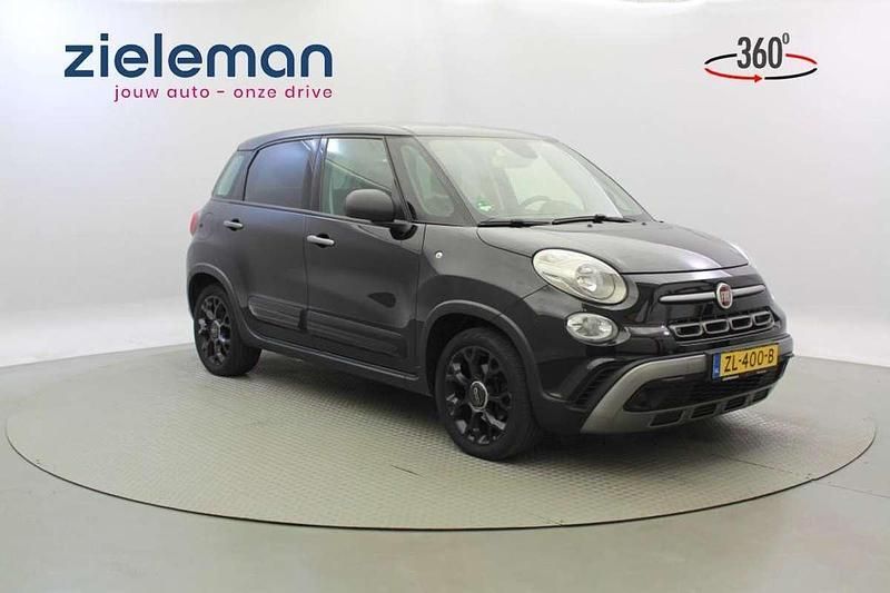 Zwart, metallic lak Gebruikt 2019 Fiat 500L MPV | € 11.845 (Eerlijke prijs) - Afbeelding 1/4