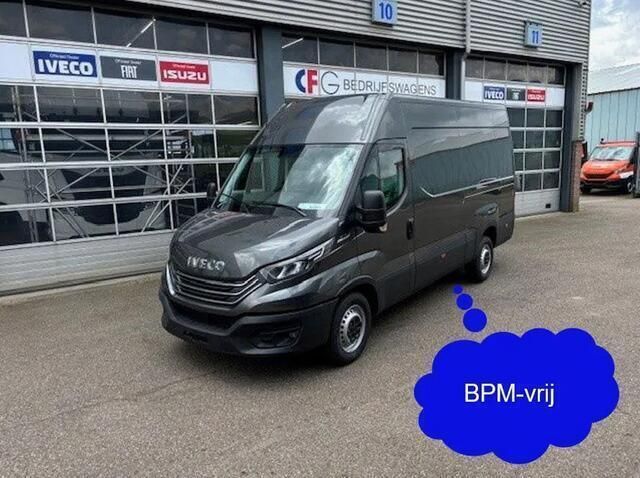Grijs Nieuw 2024 Iveco Daily Van | € 47.900 - Afbeelding 1/4
