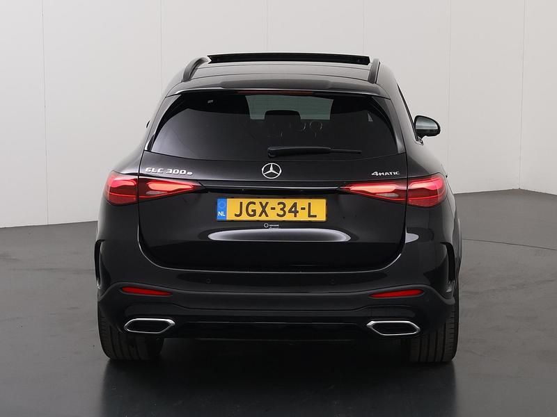 Occasion Mercedes GLC300 Sport Edition 204 PK (150 kW) 2025 Zwart SUV