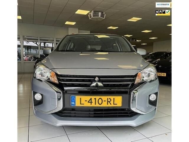 Grijs Gebruikt 2021 Mitsubishi Space Star Hatchback | € 8.900 (Goede deal) - Afbeelding 1/4