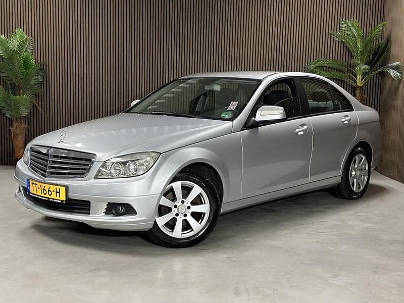 Grijs Occasion 2007 Mercedes C200 Elegance Sedan | € 4.250 (Goede deal) - Afbeelding 1/4