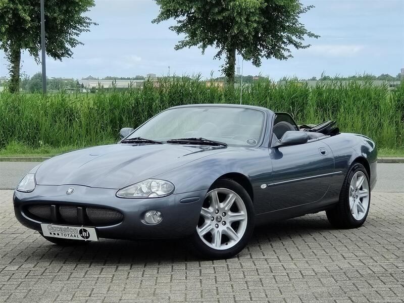 Grijs Gebruikt 1997 Jaguar XK Cabriolet | € 16.950 - Afbeelding 1/4