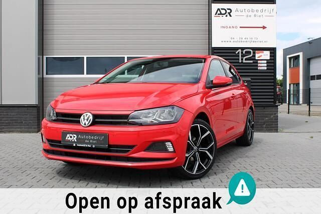 Rood Occasion 2018 VW Polo GTI Hatchback | € 10.995 (Goede deal) - Afbeelding 1/4