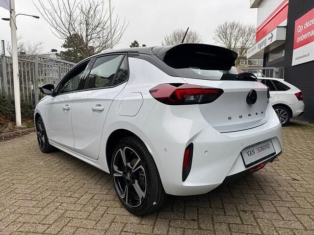 Nieuw Opel Corsa 110 PK (80 kW) 2025 Wit Hatchback