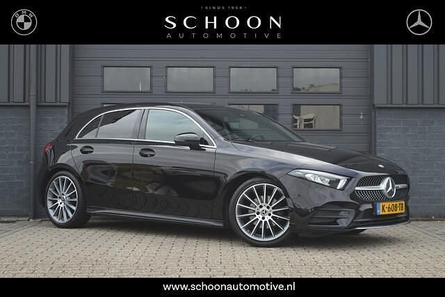 Zwart Gebruikt 2018 Mercedes A180 Business Hatchback | € 22.950 (Eerlijke prijs) - Afbeelding 1/3