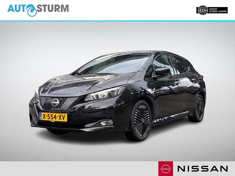 Zwart Gebruikt 2024 Nissan Leaf N-Connecta Hatchback | € 20.739 (Eerlijke prijs) - Afbeelding 1/4