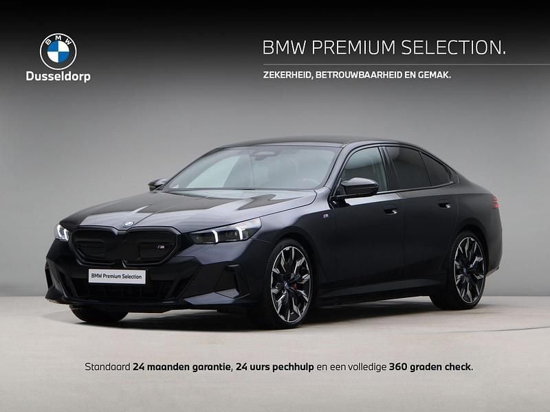 Zwart Occasion 2024 BMW i5 Comfort Edition Sedan | € 68.950 (Goede deal) - Afbeelding 1/4