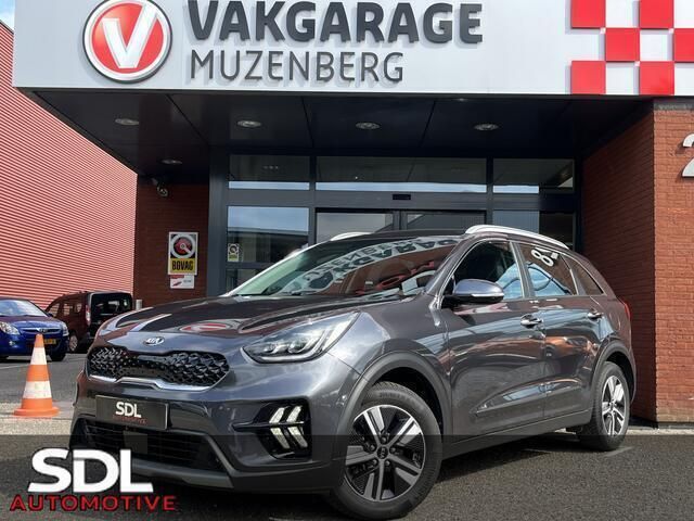 Grijs Gebruikt 2021 Kia Niro SUV | € 22.445 (Goede deal) - Afbeelding 1/4