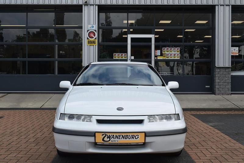 Occasion Opel Calibra Sportive 116 PK (85 kW) 1992 Wit Coupé