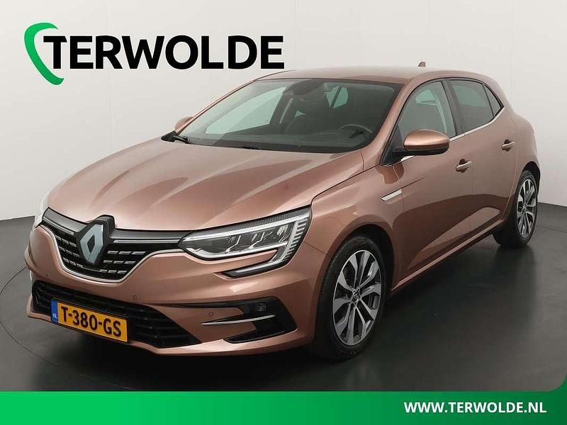 Cuivre solar Gebruikt 2021 Renault Mégane IV Hatchback | € 19.400 (Eerlijke prijs) - Afbeelding 1/4