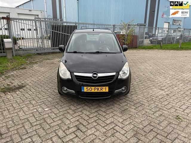 Zwart Gebruikt 2011 Opel Agila Edition Hatchback | € 2.499 (Eerlijke prijs) - Afbeelding 1/4