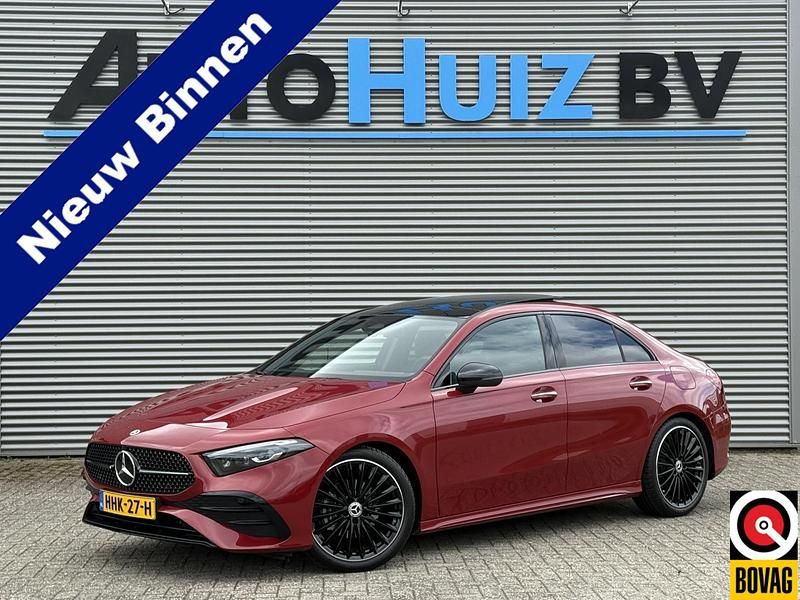 Rood Gebruikt 2025 Mercedes A180 AMG line Sedan | € 43.990 - Afbeelding 1/4