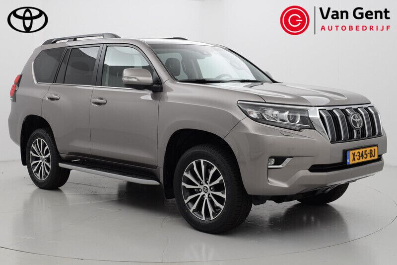 Bruin Gebruikt 2023 Toyota Land Cruiser Executive SUV | € 119.999 - Afbeelding 1/4