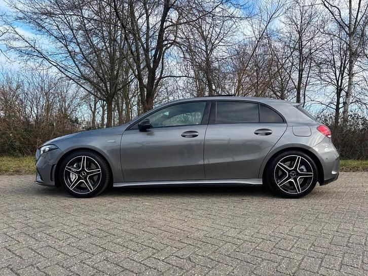 Occasion Mercedes A35 AMG AMG 306 PK (225 kW) 2021 Grijs Hatchback