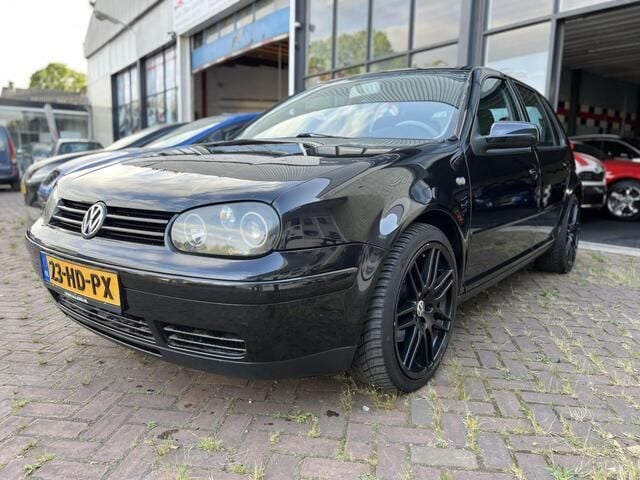 Zwart Gebruikt 2001 VW Golf IV Highline Hatchback | € 1.275 (Goede deal) - Afbeelding 1/4