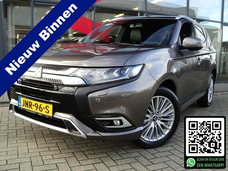 Bruin Gebruikt 2018 Mitsubishi Outlander Edition SUV | € 22.845 (Iets duurder) - Afbeelding 1/4