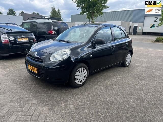 Zwart Gebruikt 2013 Nissan Micra S Hatchback | € 2.450 (Super prijs) - Afbeelding 1/4