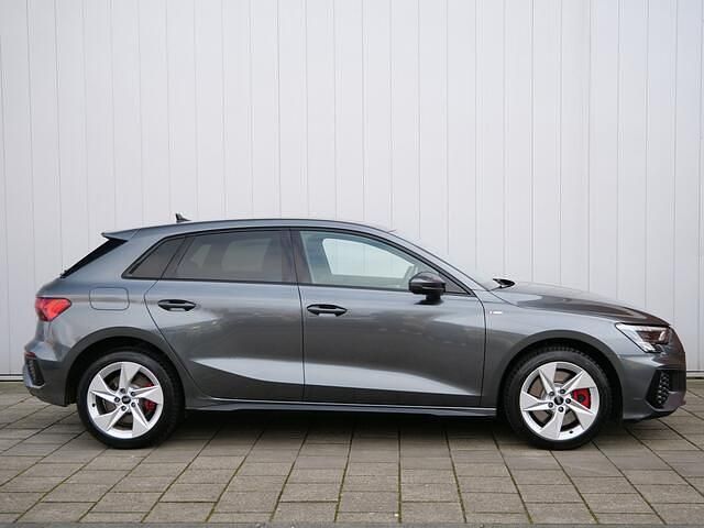 Occasion Audi A3 Sportback Competition 204 PK (150 kW) 2024 Grijs Hatchback