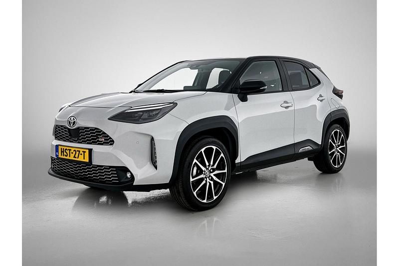 Occasion 2023 Toyota Yaris Hybrid Sport | € 32.950 (Duur) - Afbeelding 1/1
